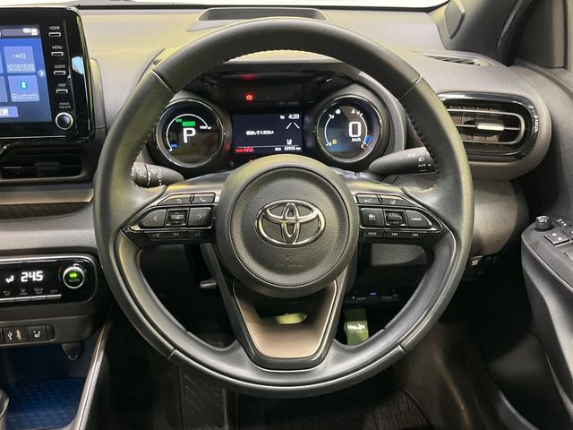 �y�����v�����X�e�A�����O�z�㎿�Ȋv���g�p���邱�ƂŁA��ɂ����������݂ƂĂ��^�]���₷���n���h���ł���