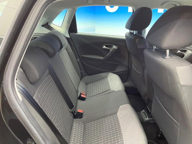 ���㕔���Ȃ��C�ɂȂ�悤�ȃL�Y�E�����ւ��蓙�A�傫�ȃ_���[�W�͂Ȃ��A�ǍD�ȏ�Ԃł��B