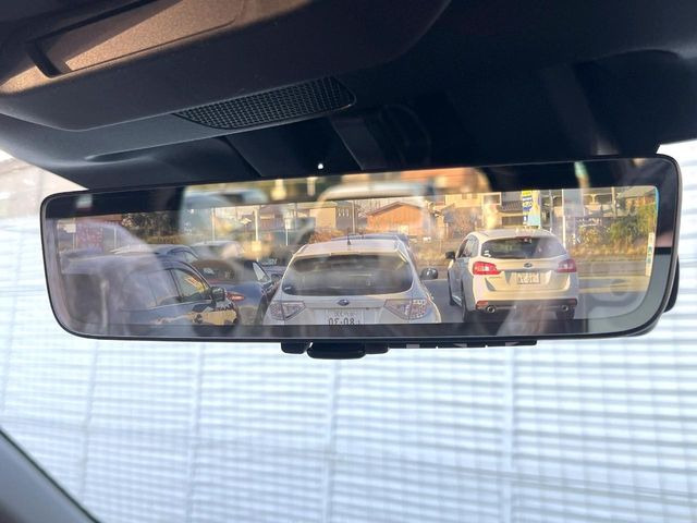 �y�X�}�[�g�����r���[�~���[�z��Ȃ̑傫�ȉו��⓯��҂Ō�����m�F���Â炢���ł����S!�J�������B�e�����ԗ�����̉f�������[���~���[���ɕ\���B�N���A�Ȏ��E�ŏ󋵂̊m�F���\�ł�!