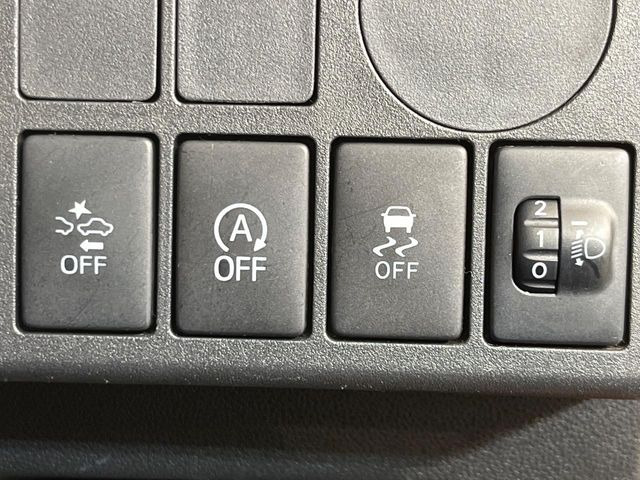 �y�X�}�[�g�A�V�X�g�z���s���ɑO���̎ԗ�����F�����A�Փ˂������Ȏ��͌x��ƃu���[�L�ŏՓˉ���Ɣ�Q�y�����A�V�X�g�B�����S�Ƀh���C�u�����y���݂��������܂��B