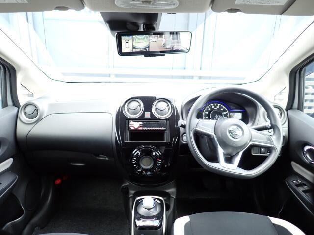 �C���p�l�摜�ɂȂ�܂��B�ԓ��͐��Ǝ҂ɂĎ����N���[�j���O�{�H�ς݂Ȃ̂ŁA��ϐ����ł��B