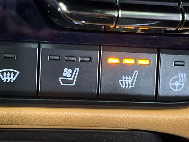 �yi-ACTIVESENSE�z���s���ɑO���̎ԗ�����F�����A�Փ˂������Ȏ��͌x��ƃu���[�L�ŏՓˉ���Ɣ�Q�y�����A�V�X�g�B�����S�Ƀh���C�u�����y���݂��������܂��B