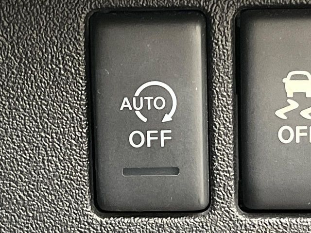 �y�A�C�h�����O�X�g�b�v�z�ԐM����a�؂Œ�Ԃ����ۂɃG���W�����~���A���ʂȔR���̏����}���܂��B�R��������ی�ɂȂ���@�\��G���W���̓u���[�L�𗣂��΍Ďn�����܂��B