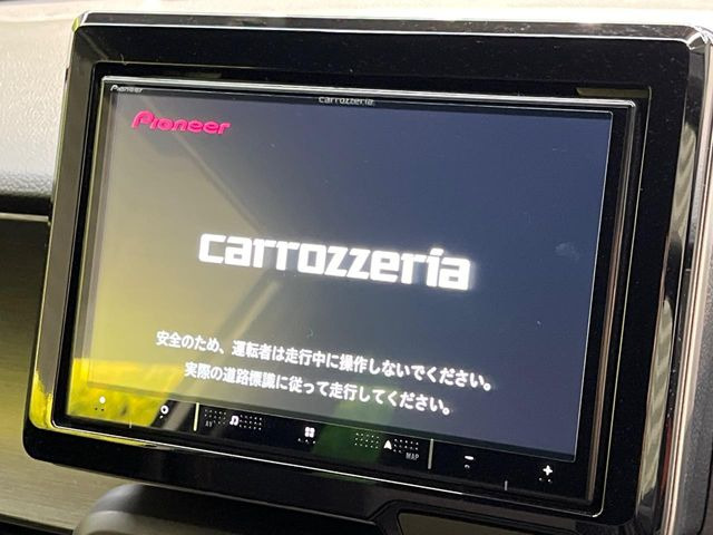 �y���ʃi�r�z�l�C�̑�^8�C���`�i�r�𑕔��B���݊��̂�����ʂ̓C���p�N�g��!�i�r���p���̃}�b�v�\���͌��₷���A�e���r��DVD�͗Տꊴ���A�b�v!�����̃h���C�u���O�b�Ɗy�����Ȃ�܂���