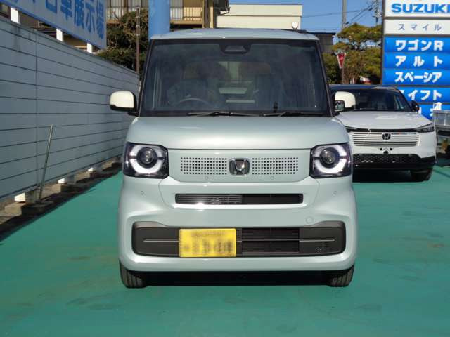 N-BOXファッションスタイル モノトーン