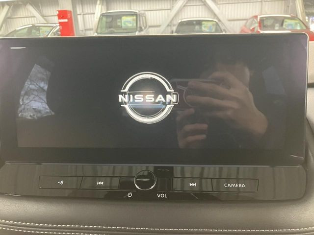 �y���[�J�[����12�^�i�r�z�C���e���A�ɗn�����ރX�^�C���b�V���ȁu��p�݌v�v���[�J�[�i�r�𑕔��􎋔F���⑀�쐫�ȂǊ�{���\�ɂ��D��A���㎿�ȃJ�[���C�t�����y���݂��������܂��B