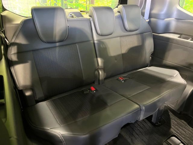 3��ڃV�[�g�͂�������ԗǍD����l�ł��������ƍ����Ē����܂��̂ŁA��l���ł̂��o���������N���N�ł��􂲉Ƒ��ŁA�C�̒m�ꂽ���ԂŁA�h���C�u�ɍs���̂��y���݂ł��ˁ�