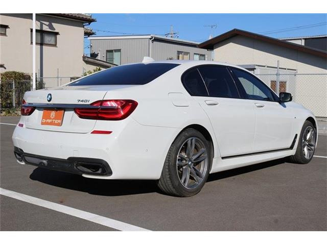 ���Ǝҗl�ւ̔̔��͂��f�肳���Ă��������܂��B �Ԍ������ԗ��̏ꍇ�́A�Ԍ����擾�������x�������z�ŕ\�����Ă���܂��B