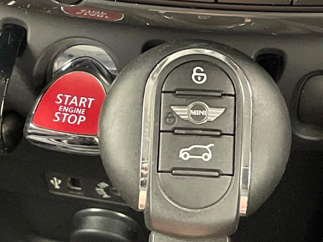 ���R���t�H�[�g�A�N�Z�X(�X�}�[�g�G���g���[�V�X�e��):�L�[���������Ă��邾���ŊJ���E�{������G���W���X�^�[�g�܂ő���\!