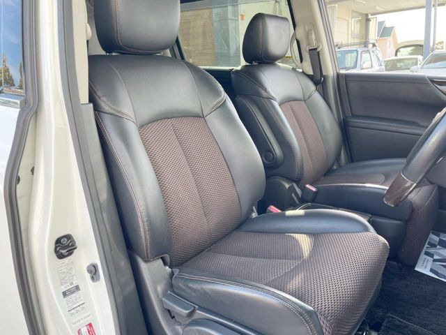 �y�n�[�t���U�[�V�[�g�z�������ƍ���S�n�𗼗������l�C�̃V�[�g���w�ʁE���ʂ̃t�@�u���b�N�f�ނ́A�ʋC���̗ǂ��⊊��ɂ����ɗD��Ă��܂��B�C���╞���ɍ��E���ꂸ���K�ɂ���肢�������܂��B