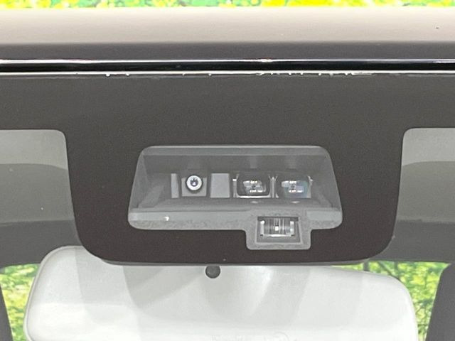 �y�X�Y�L �Z�[�t�e�B�T�|�[�g�z���s���ɑO���̎ԗ�����F�����A�Փ˂������Ȏ��͌x��ƃu���[�L�ŏՓˉ���Ɣ�Q�y�����A�V�X�g�B�����S�Ƀh���C�u�����y���݂��������܂��B