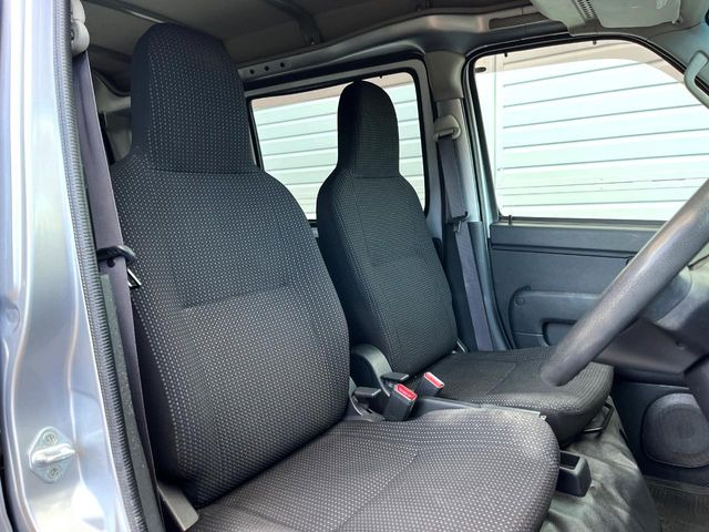 �^�]�ȃV�[�g���͎g�p�������Ȃ��A�ǍD�ȏ�ԂƂȂ��Ă��܂��B���J�Ɏg���Ă������Ƃ��悭�킩��܂��ˁB