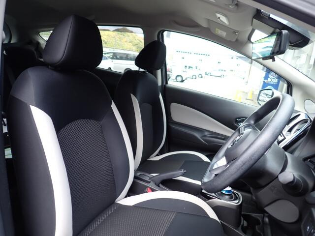 �t�����g�V�[�g�A��ԗǍD�ň��S�ł��B�傫�ȉ�����Ȃ����S�ł�