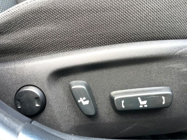 �y�p���[�V�[�g�z�X�C�b�`��ŊȒP�ɃV�[�g�̔��������\!�d��������͂�����܂���!���K�ȃV�[�g�|�W�V�����ɃZ�b�g���āA���K�ȃh���C�u�����y���݂��������B