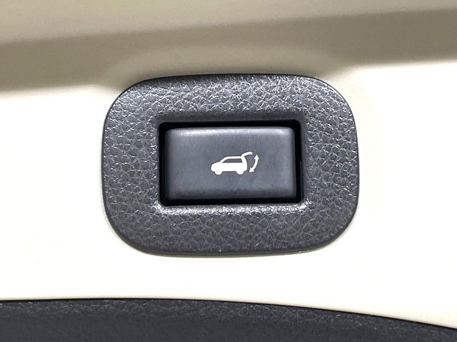 �y�p���[�o�b�N�h�A�z�X�}�[�g�L�[��^�]�Ȃ̃{�^�������������Ń��A�Q�[�g�������ŊJ���܂�!�ו��������Ă��鎞��A�����ʒu�ɂ���o�b�N�h�A��߂�ۂɕ֗��ȋ@�\�ł���