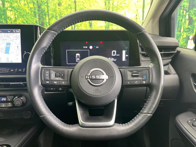 �y�����v�����X�e�A�����O�z�㎿�Ȋv���g�p���邱�ƂŁA��ɂ����������݂ƂĂ��^�]���₷���n���h���ł���