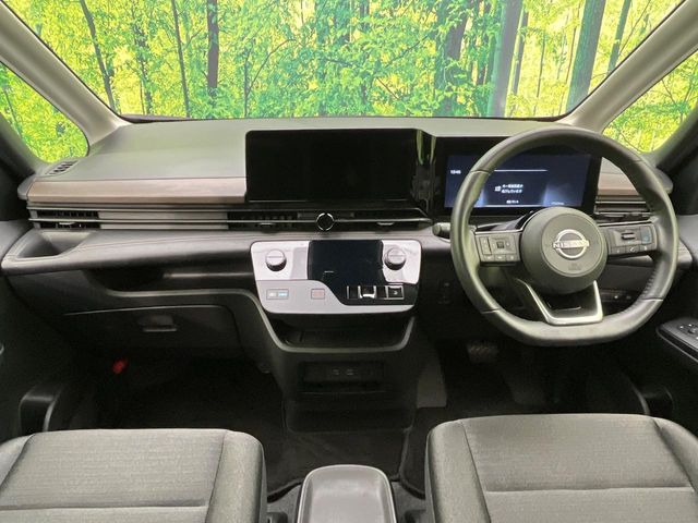 セレナ1.4 e-POWER ハイウェイスターV