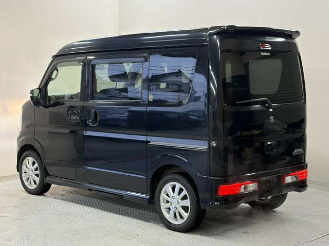 �l�C�̎Ԏ킪�����낢!�e���[�J�[ �ŐV�l�C�Ԃ����C���i�b�v!���ĐG���đI�ׂ�W����ł�!