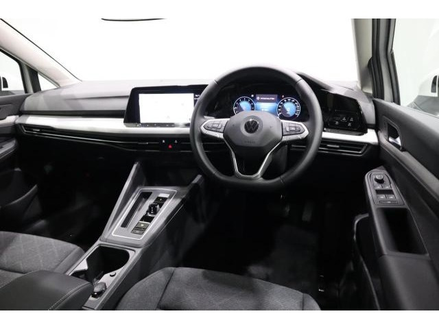 ゴルフヴァリアントeTSI アクティブ