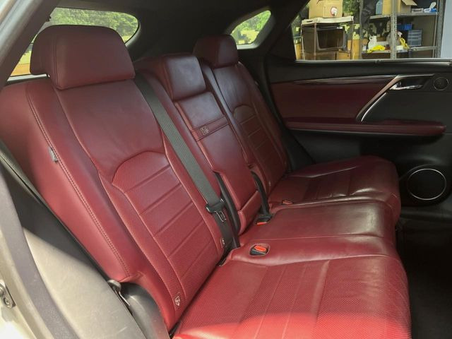 �L�X�Ƃ���2��ڃV�[�g�͋��Z���������A���S�n�����K!�F�B��Ƒ��Ƃ̂��o�����ɂ҂�����ł��B�x�r�[�V�[�g��`���C���h�V�[�g�g�p�������K�ɂ��߂�������������\���ȋ�Ԃ��m�ۂ��Ă��܂��B