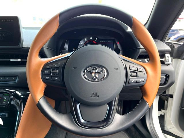 �y�����v�����X�e�A�����O�z�㎿�Ȋv���g�p���邱�ƂŁA��ɂ����������݂ƂĂ��^�]���₷���n���h���ł���