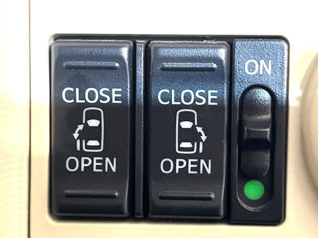 �y�����p���[�X���C�h�h�A�z�X�}�[�g�L�[��^�]�Ȃ̃X�C�b�`�Ō�ȗ����X���C�h�h�A�̊J���\���d��������͂����ăh�A���J����K�v�������A�����Ȃ��q�l�ł��ȒP�ɊJ���߂ł����K�ł���