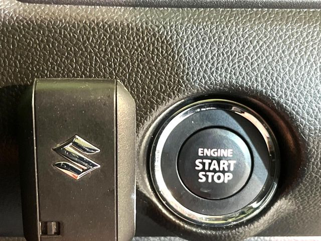 �y�L�[���X�X�^�[�g�V�X�e���z�J�o����|�P�b�g�ɓ��ꂽ�܂܂ł��h�A�̎{���E�������\�ȃX�}�[�g�L�[�𑕔��B�G���W���̃I���E�I�t�����J�M�����o���K�v����������Ƃ��Ă��֗��ł���