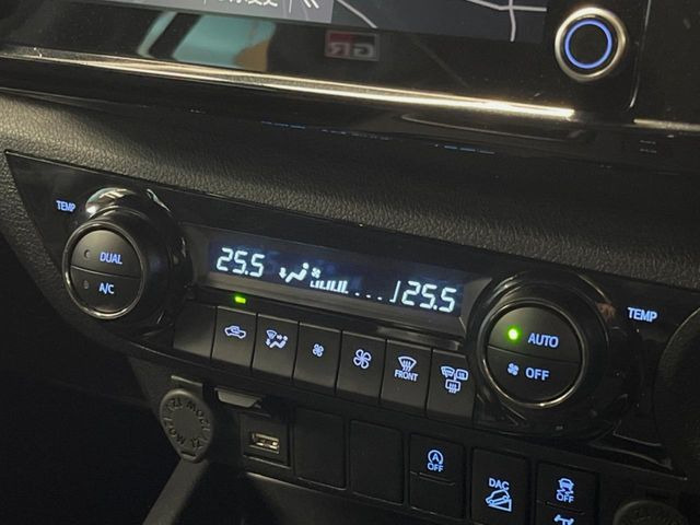 �y���E�Ɨ��^�t���I�[�g�G�A�R���z�^�]�ȂƏ���Ȃł��ꂼ�ꂨ�D�݂̉��x�ɐݒ�\�B����҂ɂ��z�������A���K�ȋ󒲂����͂��v���܂��B