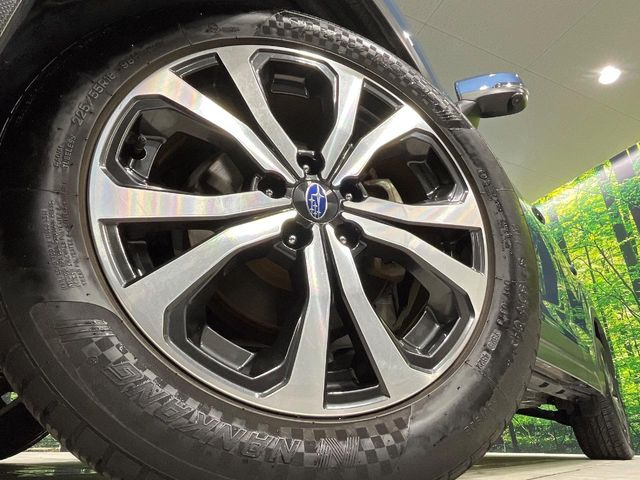 �y����18�C���`�A���~�z�C�[���z�O�ςɃ}�b�`���������A���~�z�C�[���𑕒����Ă���܂��B�e��ЊO�A���~�z�C�[����A�X�^�b�h���X�^�C�����戵�����Ă���܂��B���񂲑��k����������