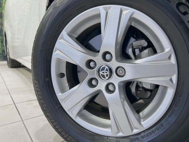 �y����16�C���`�A���~�z�C�[���z�O�ςɃ}�b�`���������A���~�z�C�[���𑕒����Ă���܂��B�e��ЊO�A���~�z�C�[����A�X�^�b�h���X�^�C�����戵�����Ă���܂��B���񂲑��k����������