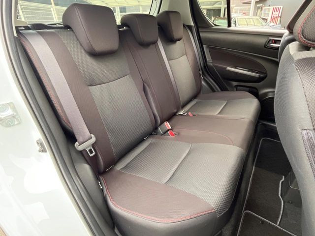 �㕔���Ȃ��C�ɂȂ�悤�ȃL�Y�E�����ւ��蓙�A�傫�ȃ_���[�W�͂Ȃ��A�ǍD�ȏ�Ԃł��B