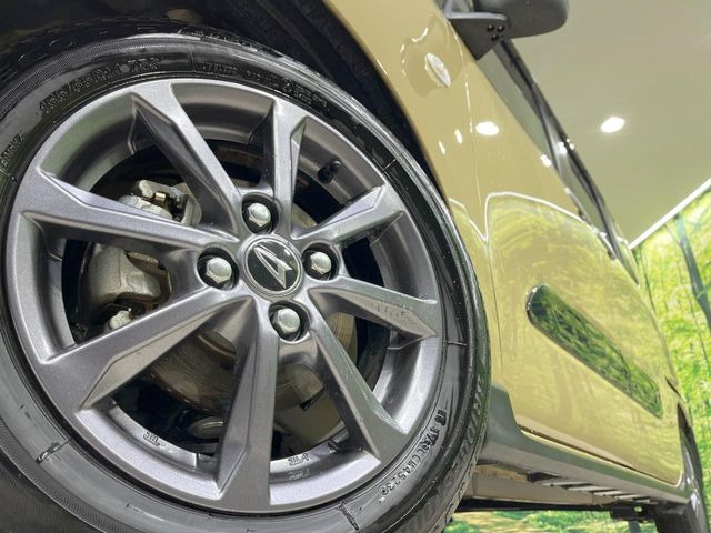 �y����14�C���`�A���~�z�C�[���z�O�ςɃ}�b�`���������A���~�z�C�[���𑕒����Ă���܂��B�e��ЊO�A���~�z�C�[����A�X�^�b�h���X�^�C�����戵�����Ă���܂��B���񂲑��k����������