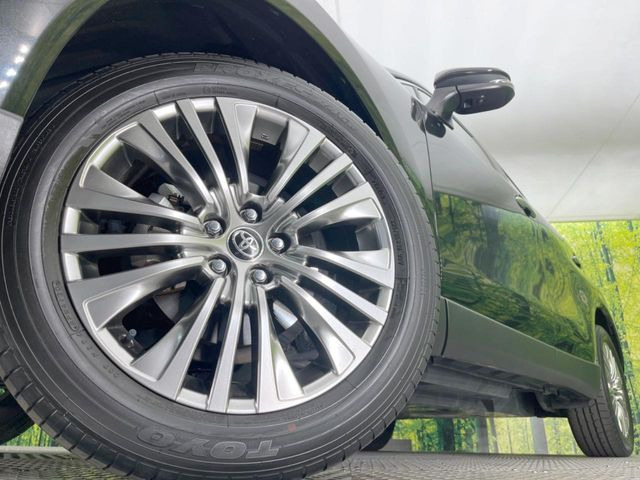 �y�����A���~�z�C�[���z�O�ςɃ}�b�`���������A���~�z�C�[���𑕒����Ă���܂��B�e��ЊO�A���~�z�C�[����A�X�^�b�h���X�^�C�����戵�����Ă���܂��B���񂲑��k����������