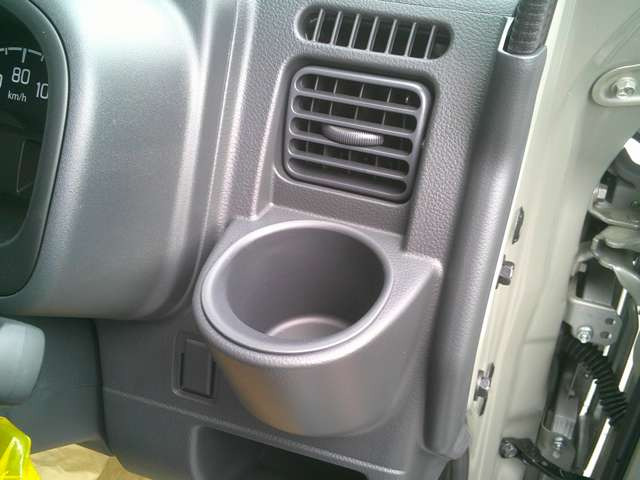 ���^�]�ȃh�����N�z���_�[���G�A�R�������o�����̑O�ŗ�₵����E���߂�����ł��܂�!