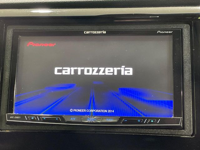 �y�i�r�Q�[�V�����z�g���₷���i�r�ŖړI�n�܂ł�������ē����Ă���܂��B�e��I�[�f�B�I�Đ��@�\���[�����Ă���A���Ԃ̉^�]������Ɋy�����Ȃ�܂�!!