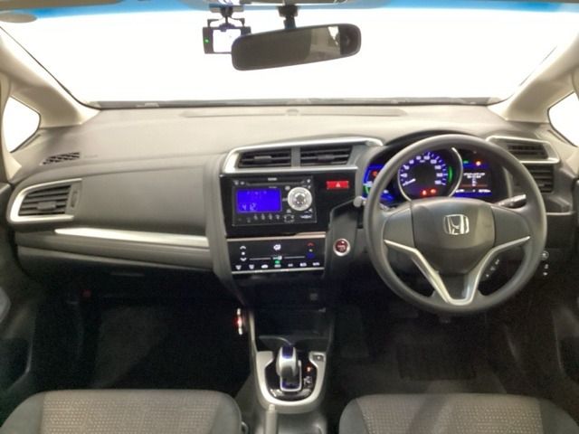 フィット1.5 ハイブリッド Fパッケージ