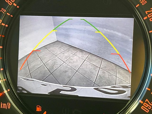 ���K�C�h���C���t���o�b�N�J����:�s���Ȓ��Ԃ�����ň��S!�K�C�h���C���t���Ȃ̂ŋ����ӏ��ł̒��Ԃ����N���N�ł�!