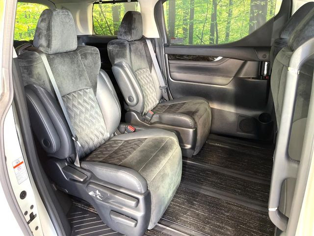 ���ڒ����̓E�H�[�N�X���[�ƂȂ��Ă���܂��B���ڂƎO��ڂ̈ړ�����~�肪�Ƃ��Ă��y�ɂȂ�̂ŁA���~��̍ۂ��X�g���X�������邱�Ƃ͂���܂����