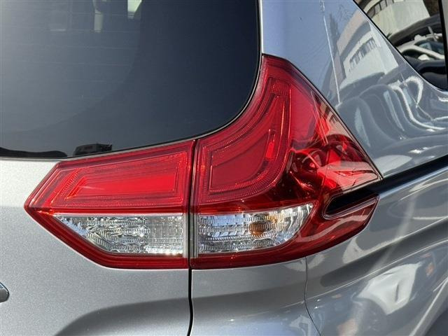 ���Ǝҗl�ւ̔̔��͂��f�肳���Ă��������܂��B �Ԍ������ԗ��̏ꍇ�́A�Ԍ����擾�������x�������z�ŕ\�����Ă���܂��B