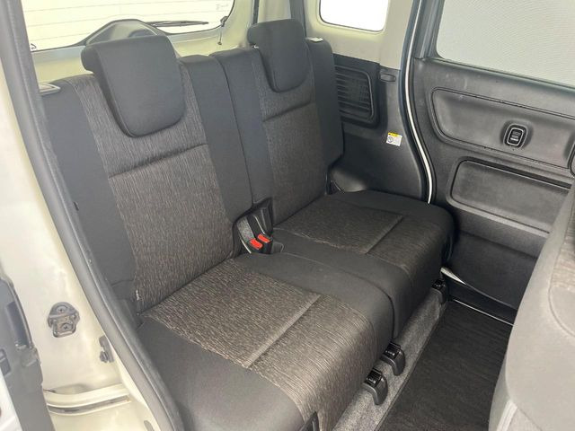 �L�X�Ƃ���2��ڃV�[�g�͋��Z���������A���S�n�����K!�F�B��Ƒ��Ƃ̂��o�����ɂ҂�����ł��B�x�r�[�V�[�g��`���C���h�V�[�g�g�p�������K�ɂ��߂�������������\���ȋ�Ԃ��m�ۂ��Ă��܂��B