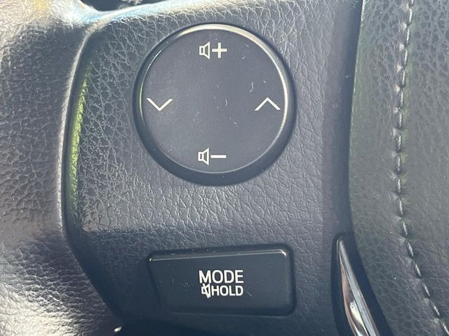 �y�X�e�A�����O�X�C�b�`�z�^�]���A�O������ڐ������炷���ƂȂ��A�I�[�f�B�I���̑��삪�\�ȕ֗��@�\!���S&���K�ȃh���C�u�����o���Ă���܂���