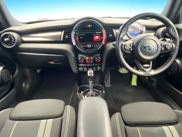 �A���ԃO���[�v���݌ɐ���2,000��!�S���̌n��X���烁�[�J�[�E�Ԏ��킸���Љ�o����̂ŁA���Ȃ��Ƀs�b�^���̂��Ԃ�������͂��ł���܂��͂��₢���킹��������