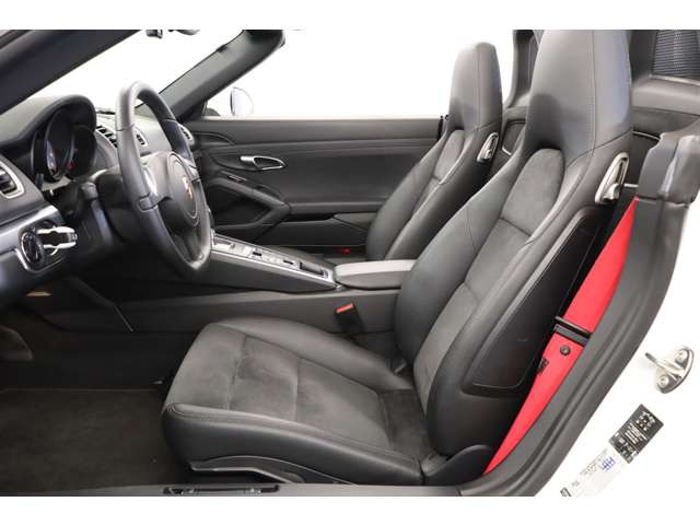 ���y���C�I�ł͑S���e�n���炨�⍇���𒸑Ղ��Ă���A�����S�̂̂��_��̖�4���̓����[�g�_��ƂȂ�܂��B���Ԃ̏�Ԃ���ɋC�ɂȂ�_�͂��A��������΂��d�b���[���ɂĂ��`�������Ē����܂��B