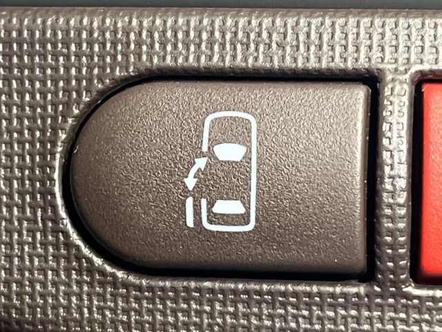 �y�p���[�X���C�h�h�A�z�X�}�[�g�L�[��^�]�Ȃ̃X�C�b�`�ŃX���C�h�h�A�̊J���\���d��������͂����ăh�A���J����K�v�������A���������q�l�ł��A�d���ו��������Ă��鎞�����N�ɊJ���߂ł��܂���