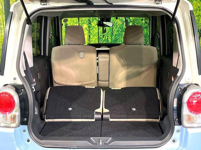 ���i�̂���������ʋ΁A���}���ɏ\���ȉ׎��X�y�[�X���m�ۂ��Ă���܂��B�Z�J���h�V�[�g��|���ƁA�傫�ȉו��̐ύڂ��\�ł���