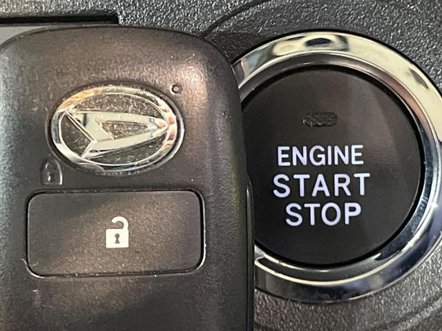 �y�L�[�t���[�V�X�e���z�J�o����|�P�b�g�ɓ��ꂽ�܂܂ł��h�A�̎{���E�������\�ȃX�}�[�g�L�[�𑕔��B�G���W���̃I���E�I�t�����J�M�����o���K�v����������Ƃ��Ă��֗��ł���