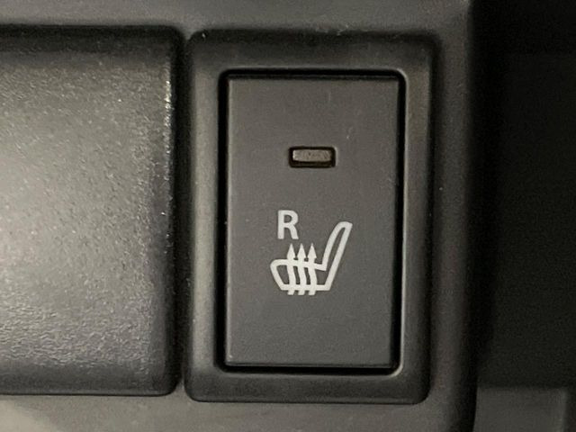 �y�V�[�g�q�[�^�[�z�������ɏd�󂷂�V�[�g�q�[�^�[!�G�A�R����葁�����܂��Ă����̂Ŋ�����̐l�����S�ł��ˁ�G�A�R���̉����͊������邩����A�Ƃ������ɂ����������߂ł��B