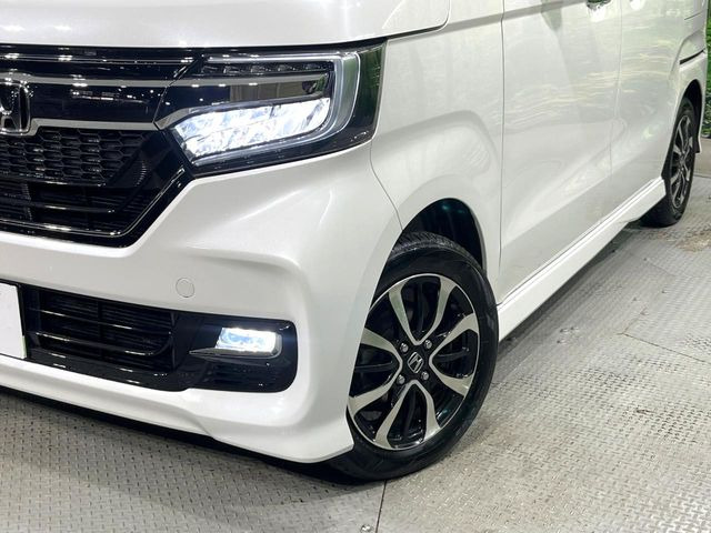 �yLED�w�b�h���C�g�z���V����ԑ��s�����ǍD�Ȏ��E���m�ۂ����S���ĉ^�]�ł��鍂�P�xLED�w�b�h���C�g�𑕔�!�_�����x�������A����d�͂��}�����Ă��܂��B