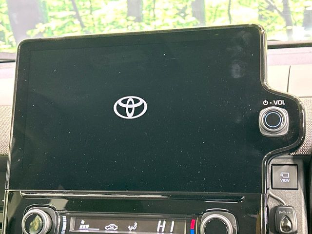 �y10.5�C���` �f�B�X�v���C�I�[�f�B�I�z���ʂ̃f�B�X�v���C��AppleCarPlay��AndroidAuto�����p�\�B�傫�ȉ�ʂŃX�}�z�i�r�A�v���������p���������܂���