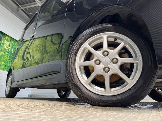 �y����14�C���`�A���~�z�C�[���z�O�ςɃ}�b�`���������A���~�z�C�[���𑕒����Ă���܂��B�e��ЊO�A���~�z�C�[����A�X�^�b�h���X�^�C�����戵�����Ă���܂��B���񂲑��k����������